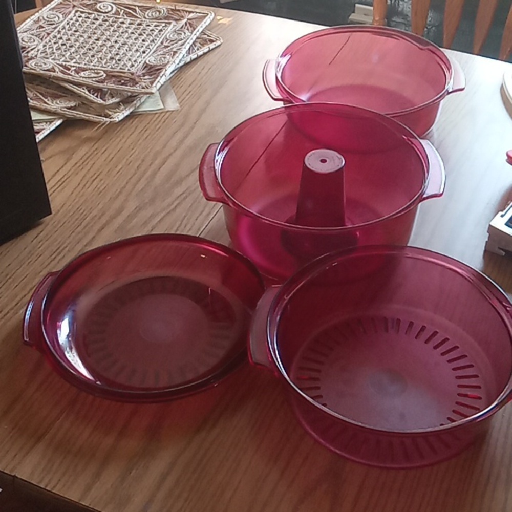 Tupperware Burgundy Cookware Set - Picture 3 of 3
